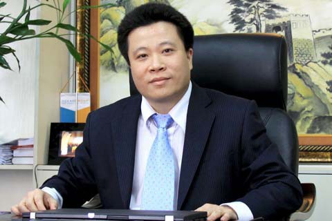 Ông Hà Văn Thắm - Chủ tịch Tập đoàn Đại Dương kinh doanh trong nhiều lĩnh vực từ ngân hàng tới bất động sản.
